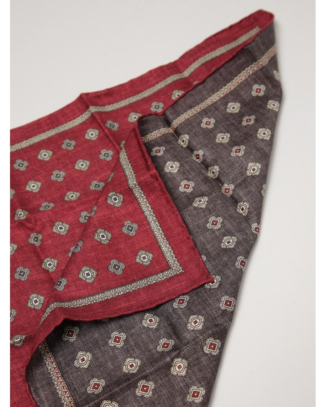 Brunello Cucinelli Red Floral Print Pure Silk Pocket Square for men