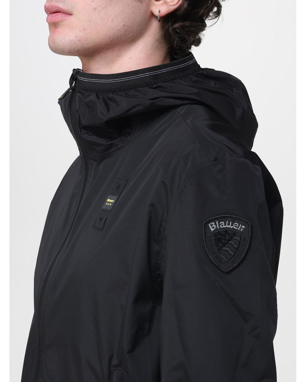 Blauer Blue Hooded Polyester Windbreaker for men