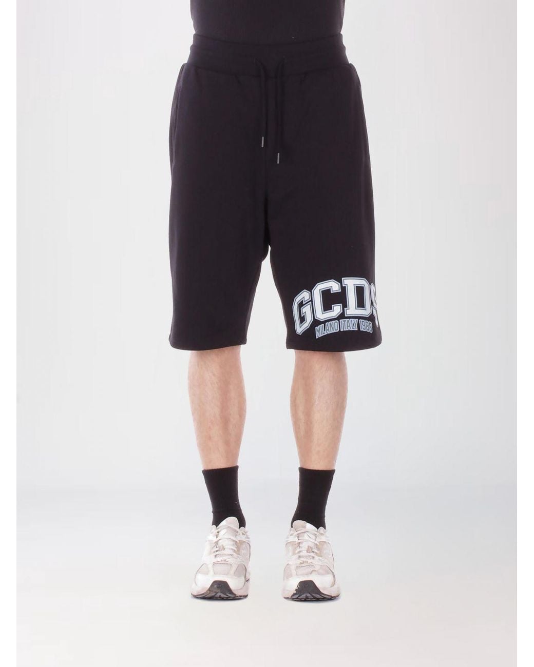 Gcds Black Cotton Jogging Shorts With Logo for men