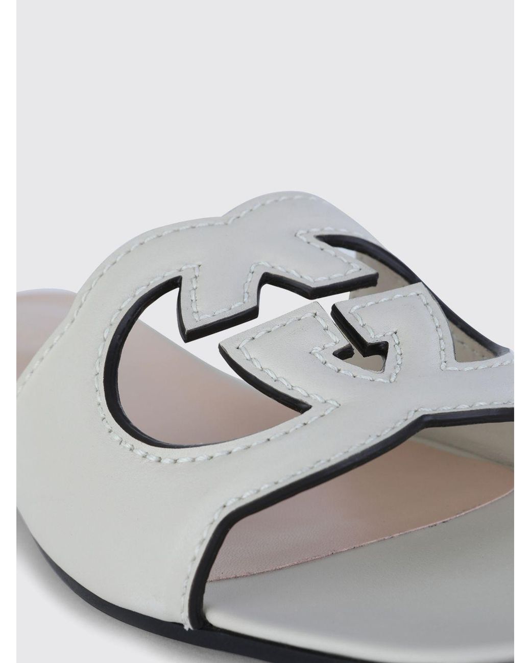 Gucci White Smooth Leather Mules With Gg Monogram And Square Toe