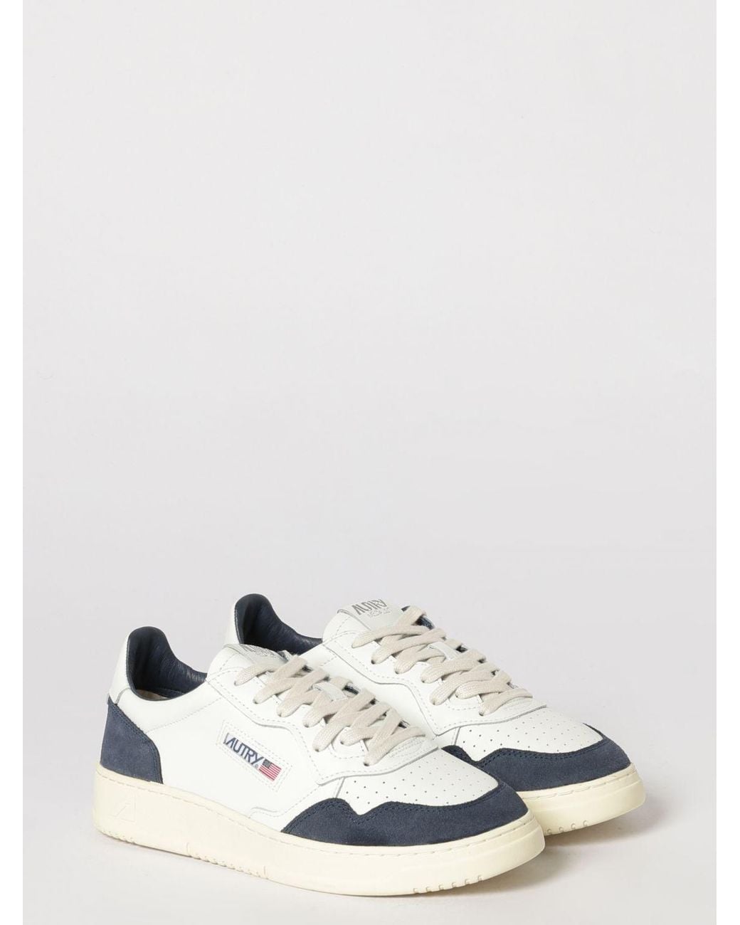 Autry White Medalist Low Top Trainers for men