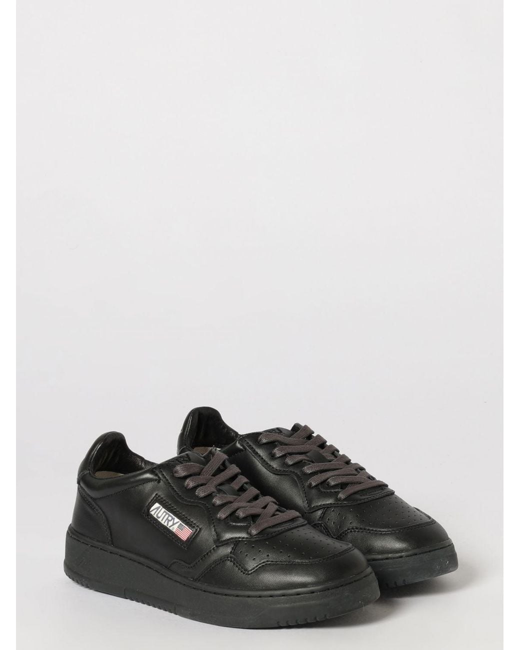 Autry Black Medalist Low Top Trainers for men