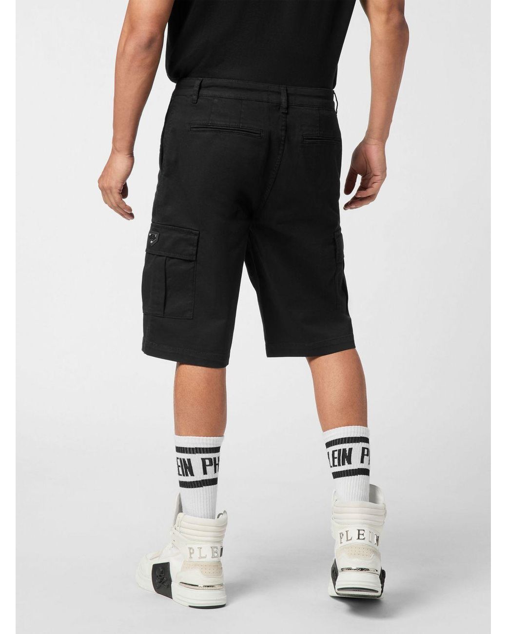 Philipp Plein Black Cotton Cargo Shorts With Multiple Pockets for men