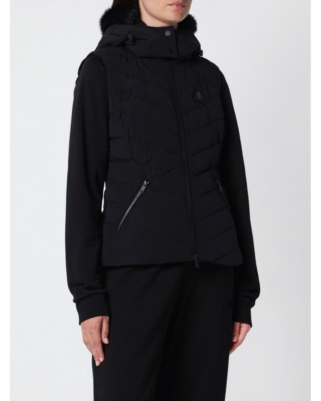 Moose Knuckles Blue Quilted Slim Fit Down Jacket With High Neck And Shearling Hood
