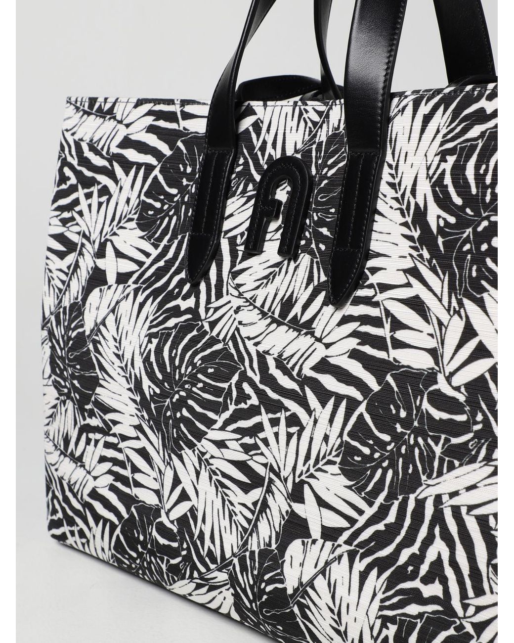 Kenzia bag deals