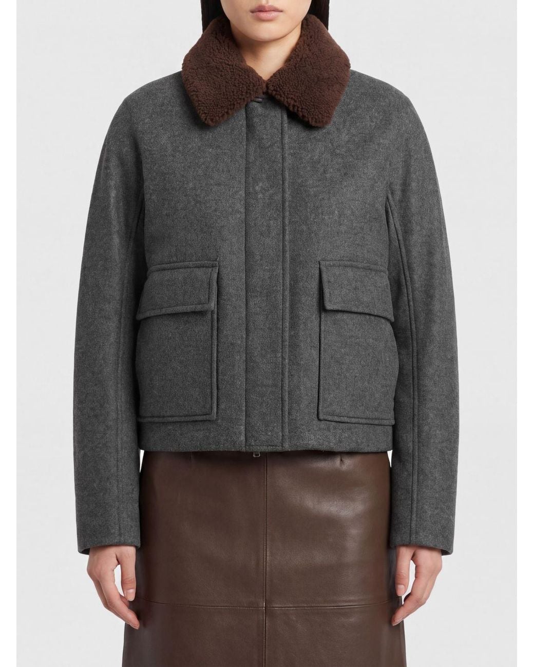 Brunello Cucinelli Gray Short Virgin Wool And Cashmere Coat With Fur Collar