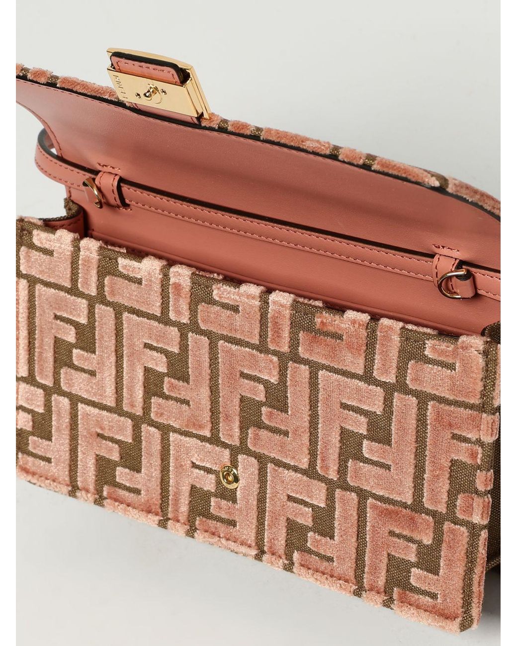 Fendi White Shoulder Bag