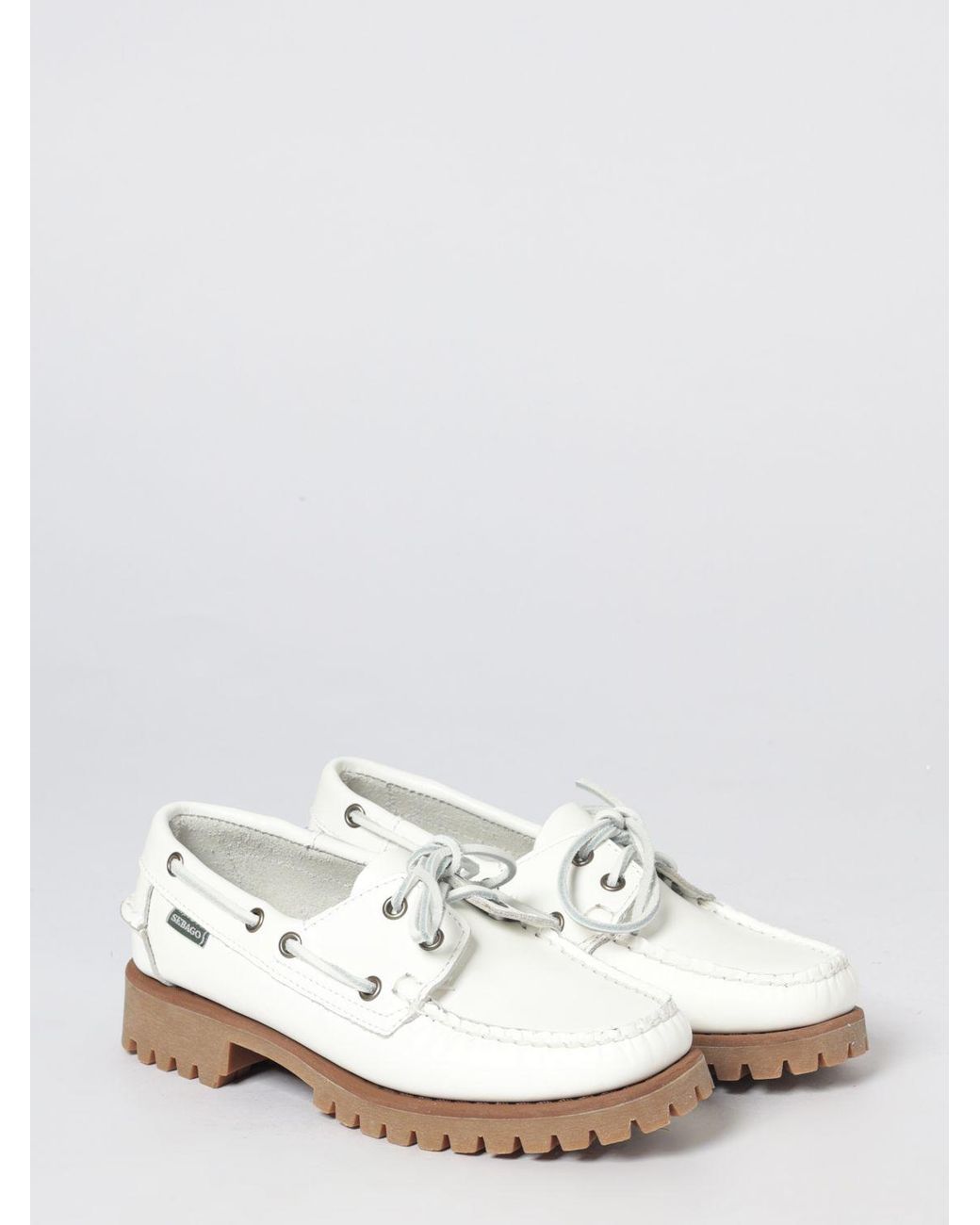 Sebago White Ranger Leather Boat Shoes With A Serrated Sole