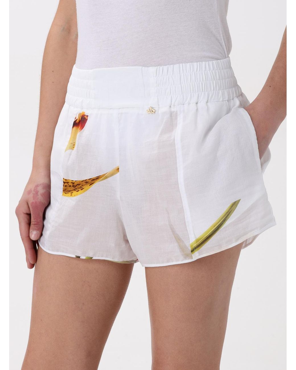 Genny White Short