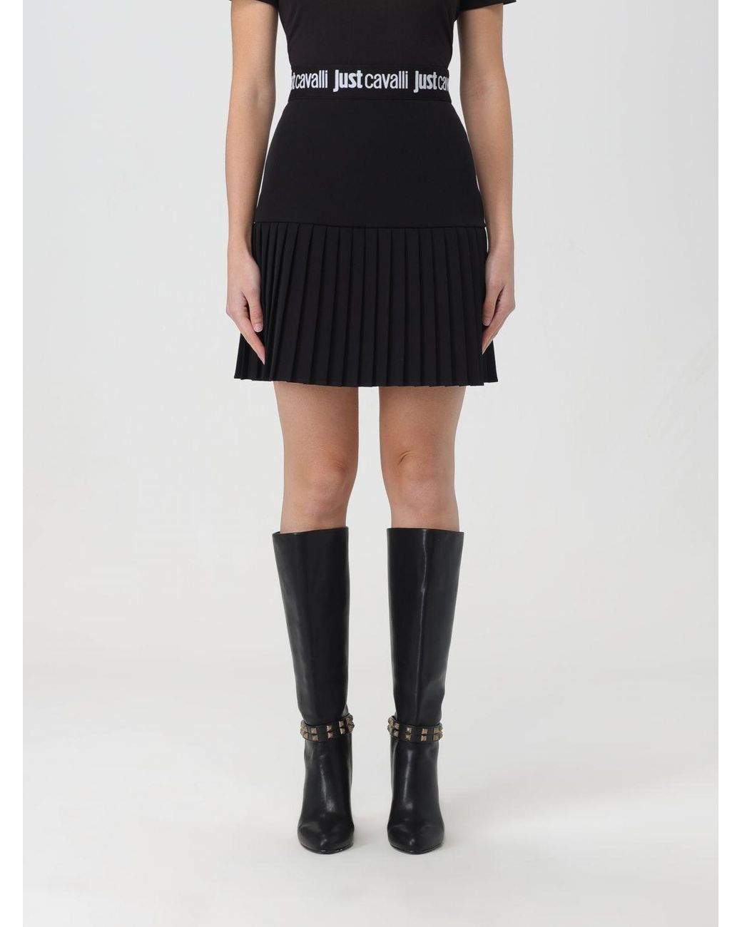 Black skirt hot sale just above knee