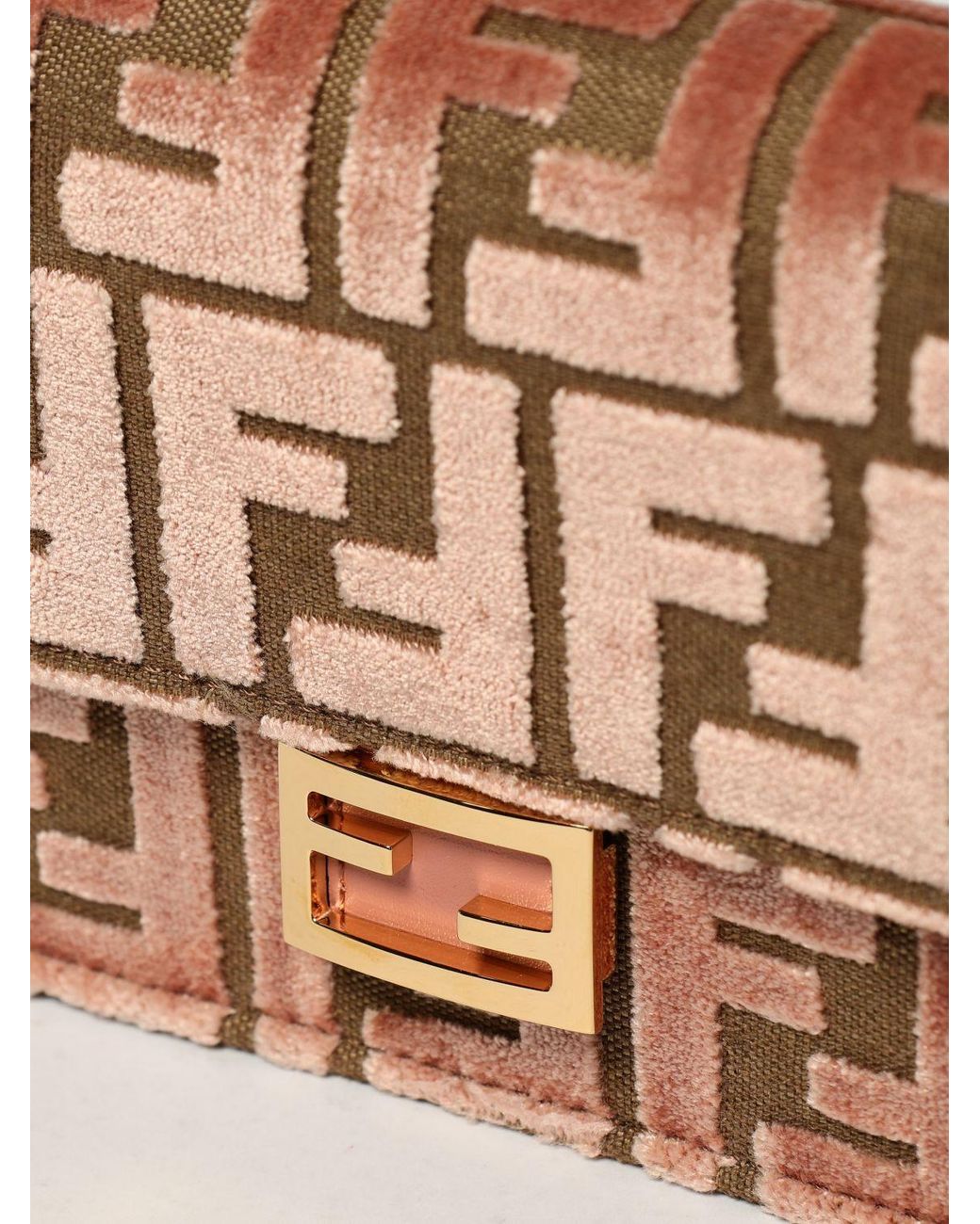 Fendi White Shoulder Bag