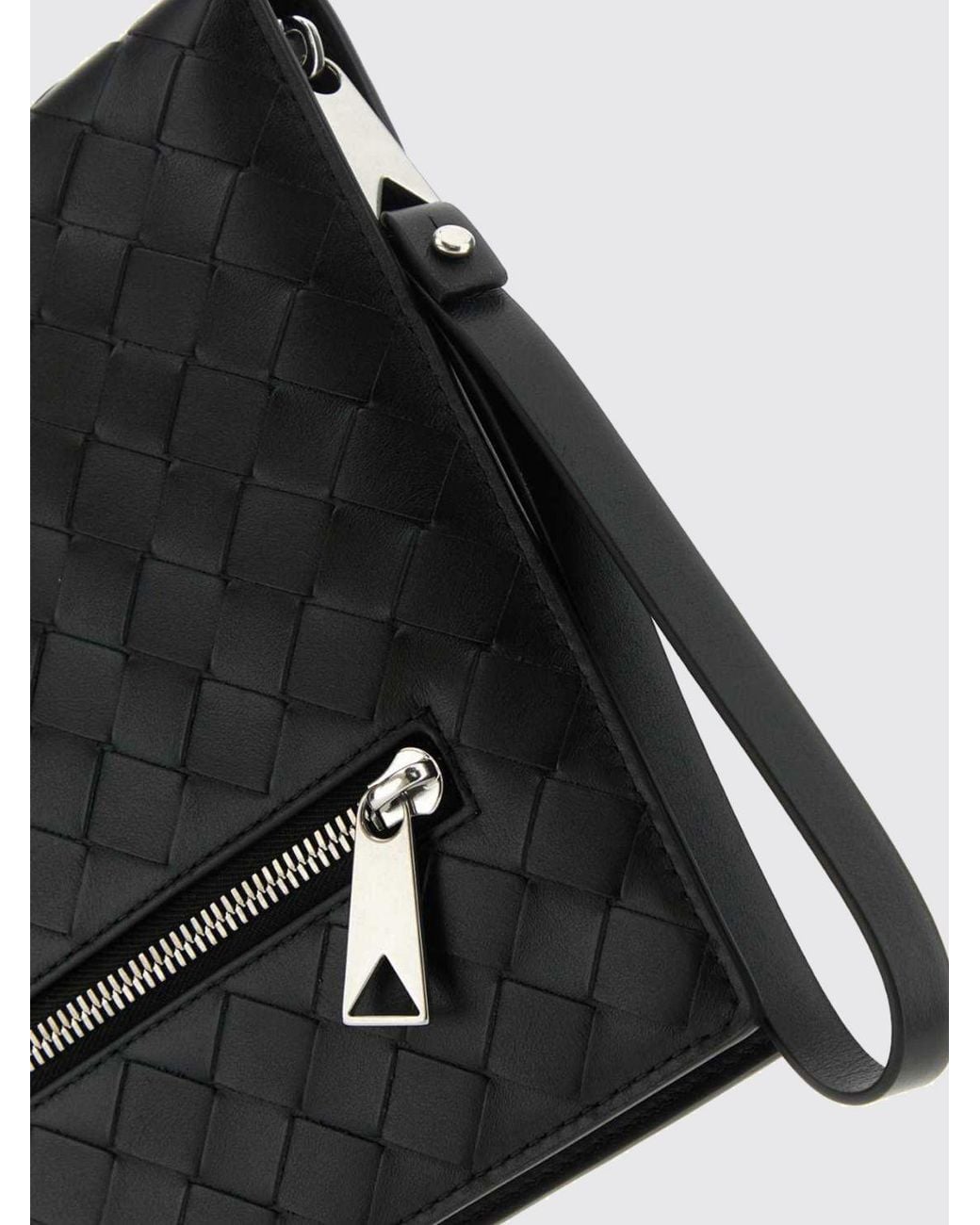 Bottega Veneta Black Intrecciato Calfskin Zipped Pouch With Removable Wristlet for men