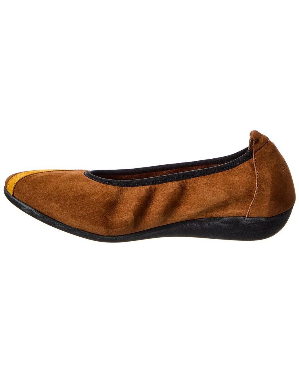 Arche Brown Onyter Suede Flat