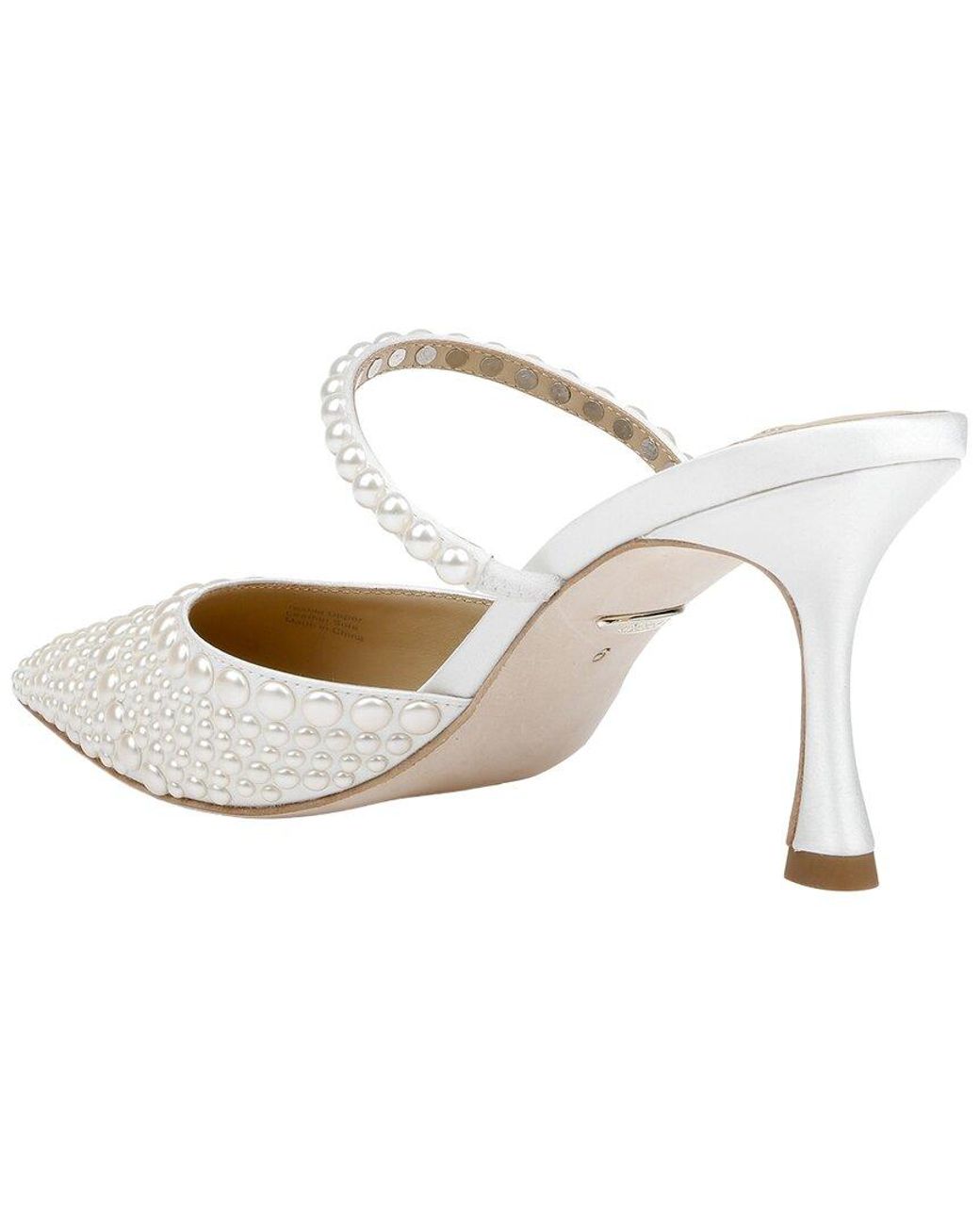 Badgley Mischka White Duchess Pump