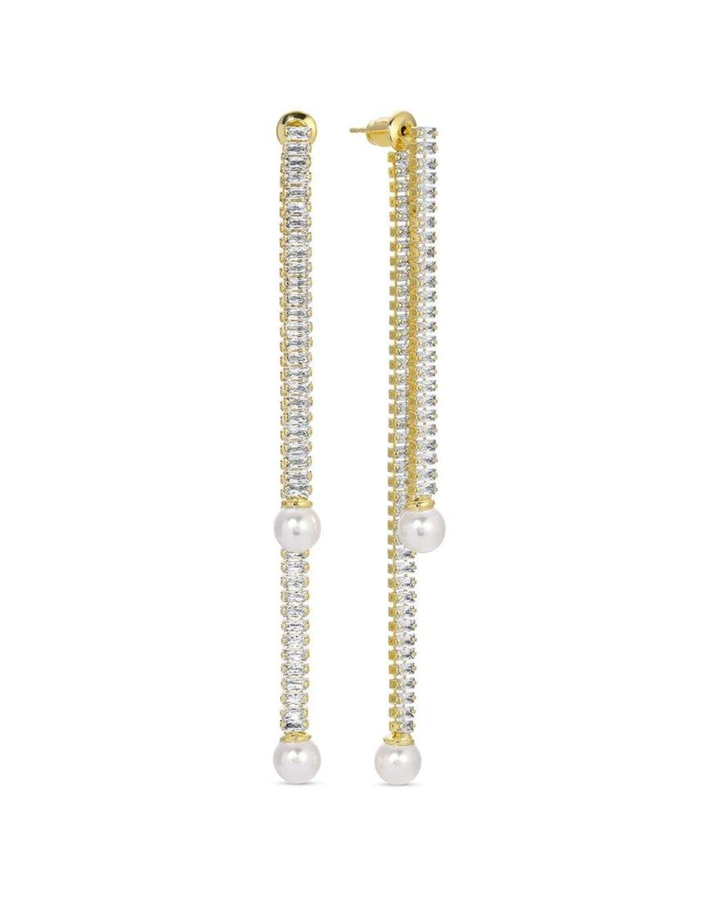 Eye Candy LA White Glass Pearl Linear Earring
