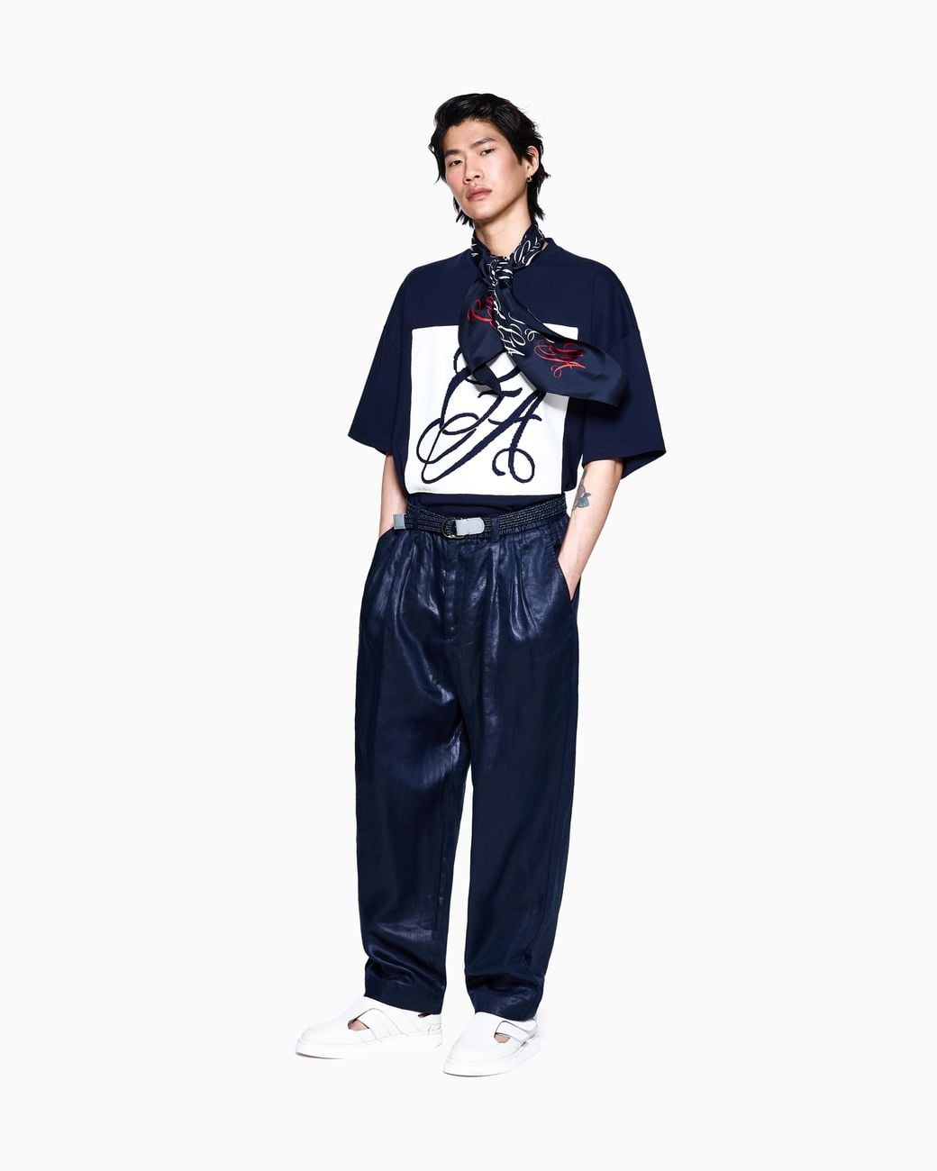Giorgio Armani Blue Linen And Faded Silk Trousers With Pleats for men
