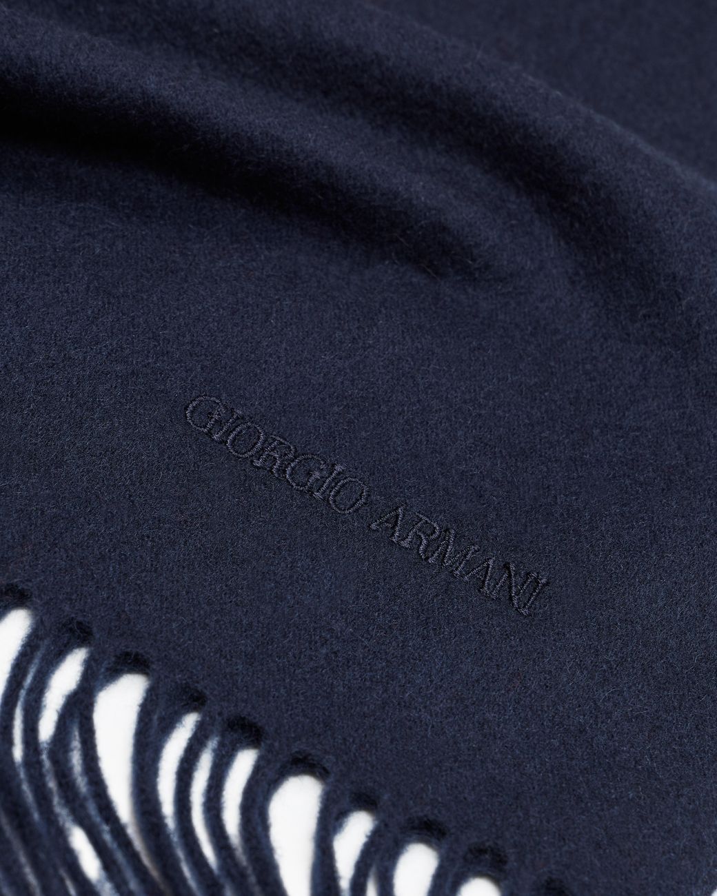 Sciarpa di Giorgio Armani in Black da Uomo