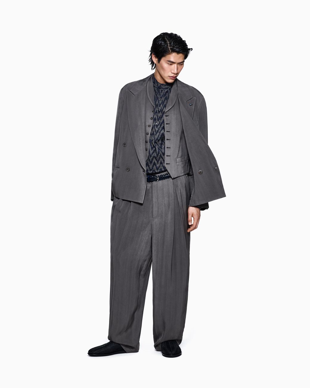 Giorgio Armani Gray Double-Breasted Viscose Suit for men