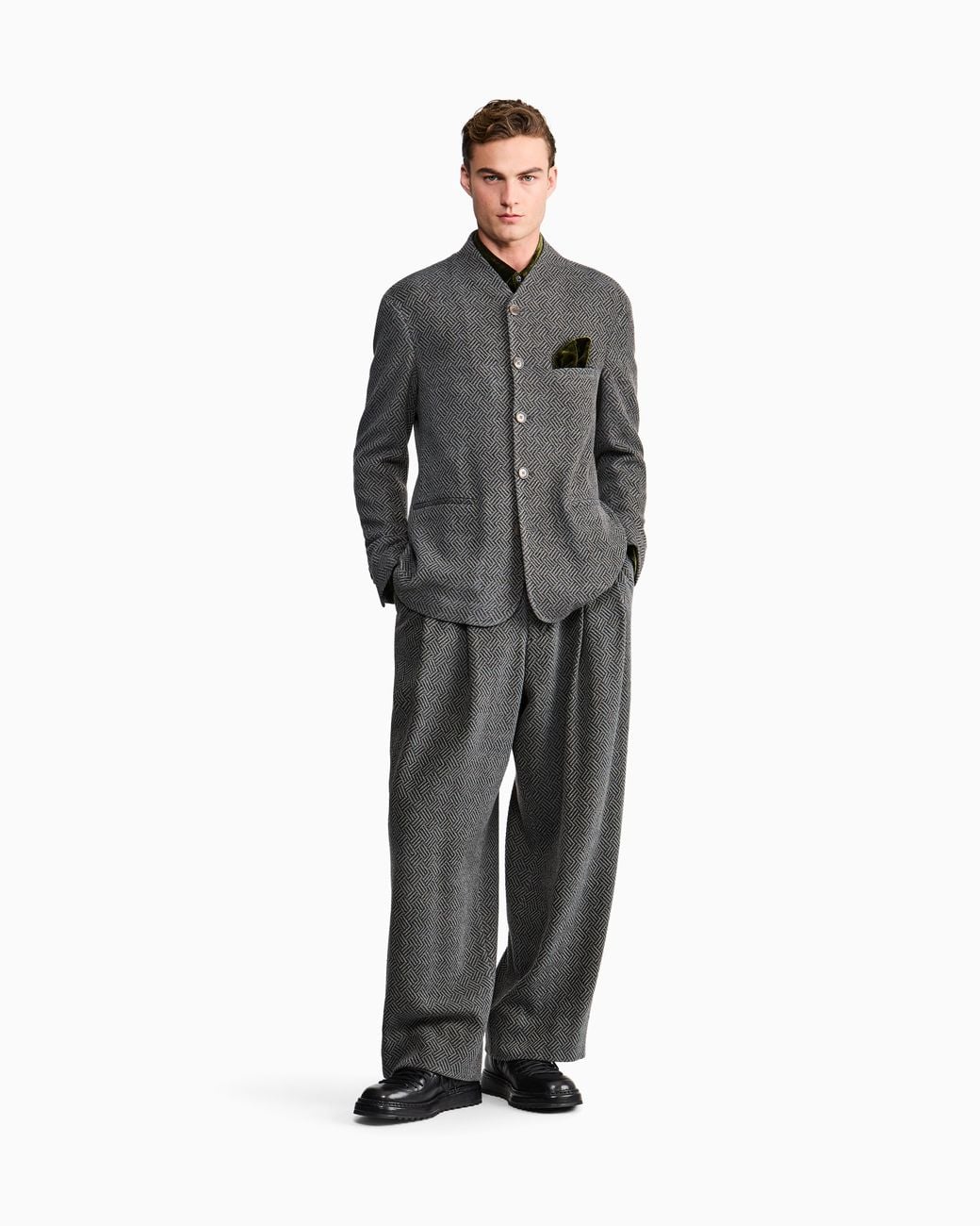 Giorgio Armani Gray Blazer One Shot Wool Chenille Geometric Design for men