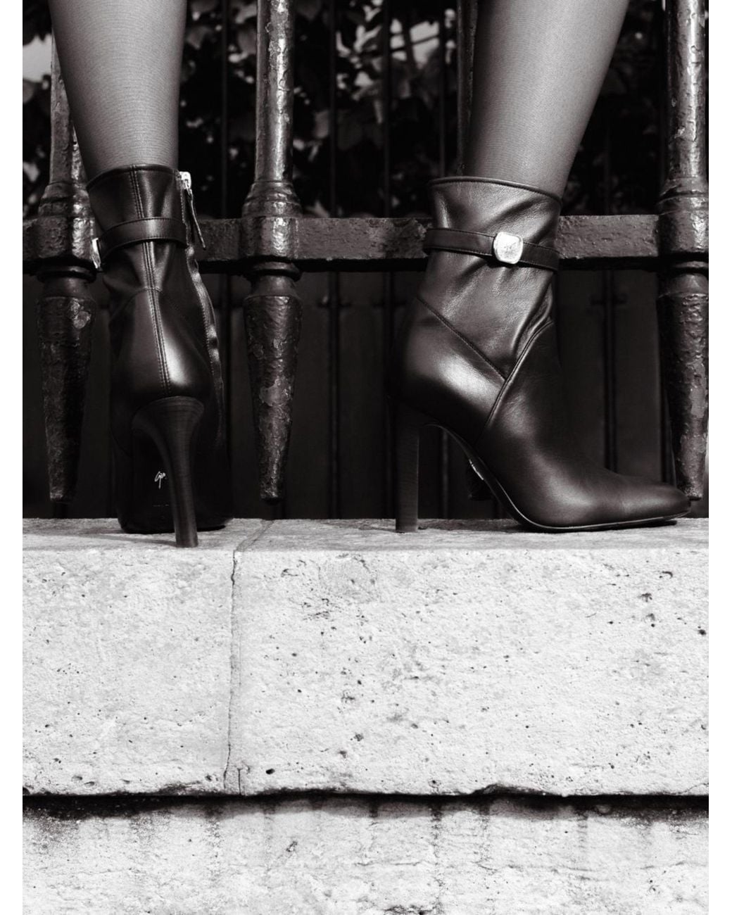 Giuseppe Zanotti White Seal Bootie 100