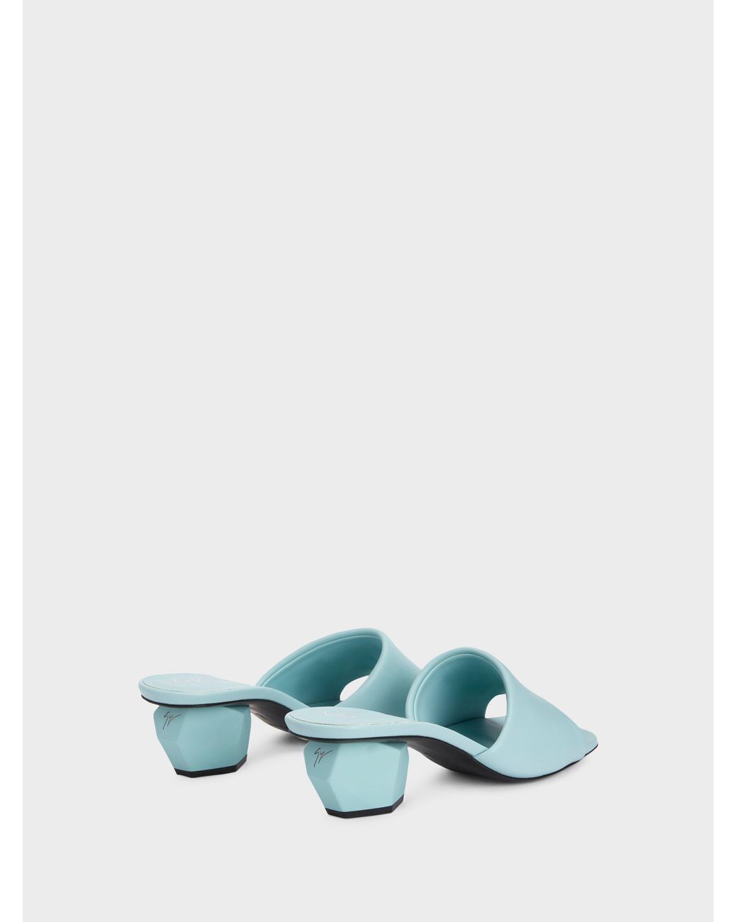 Giuseppe Zanotti White Rozalie Mule 45