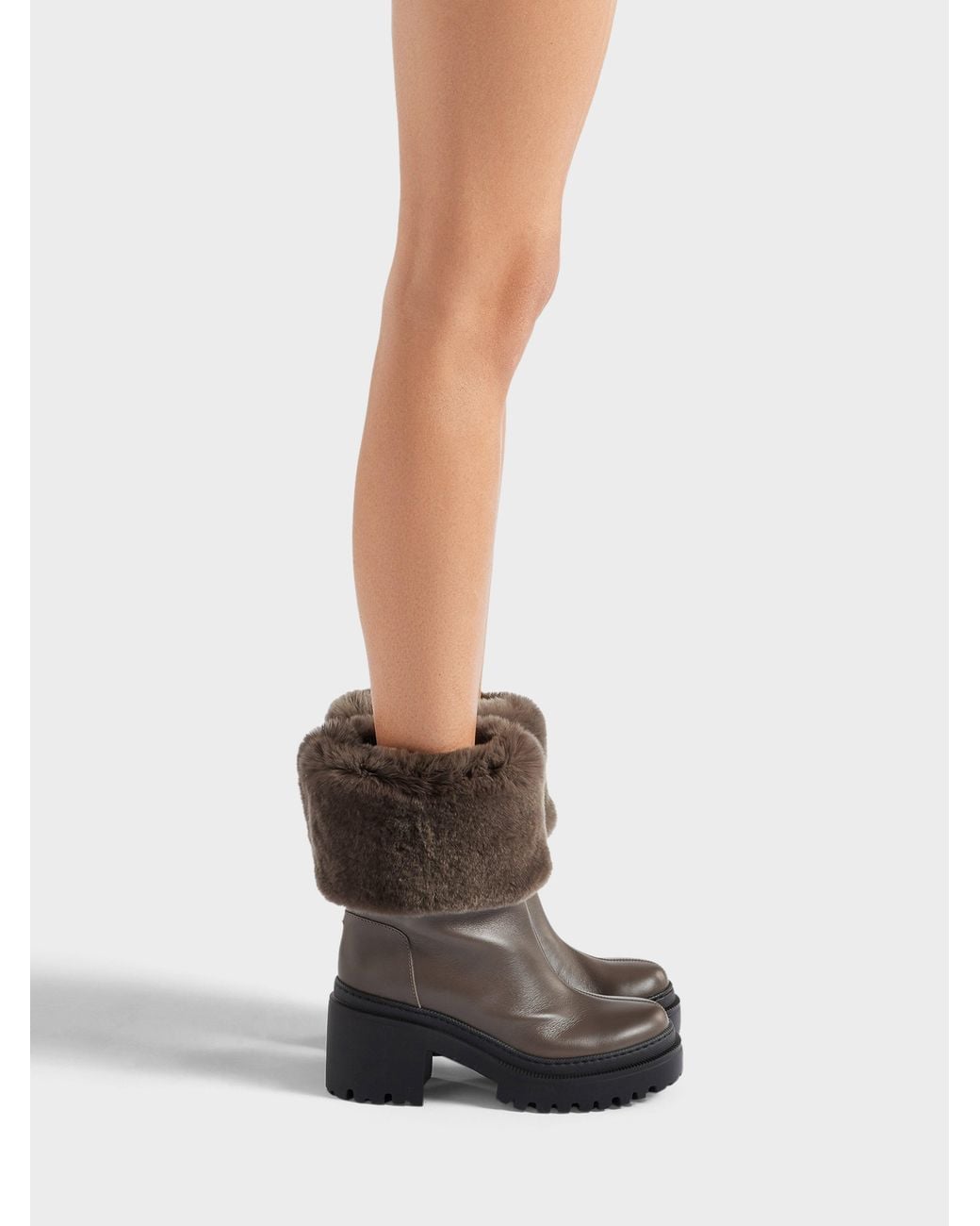 Giuseppe Zanotti White Mairi Fur Bootie