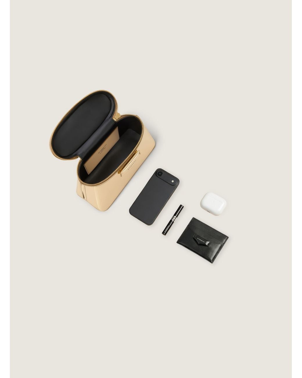 Givenchy Natural Antigona Vanity Bag