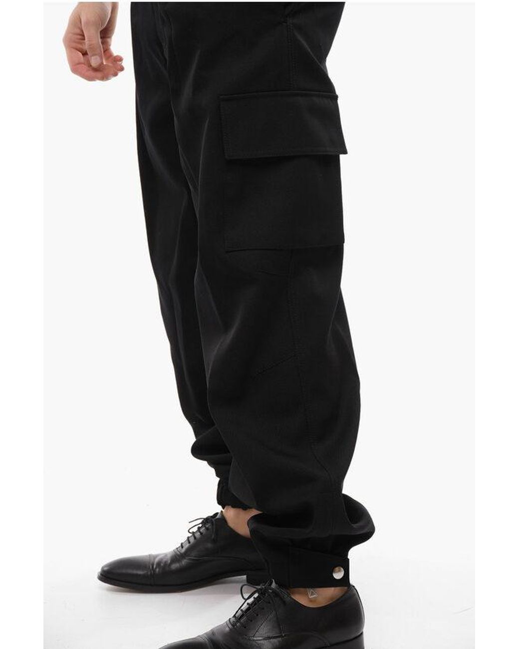 【関税&送料込】Bottega Veneta Black Wool Pant Bottega Veneta Wool Cargo Pants With Elastic Cuffs in Black