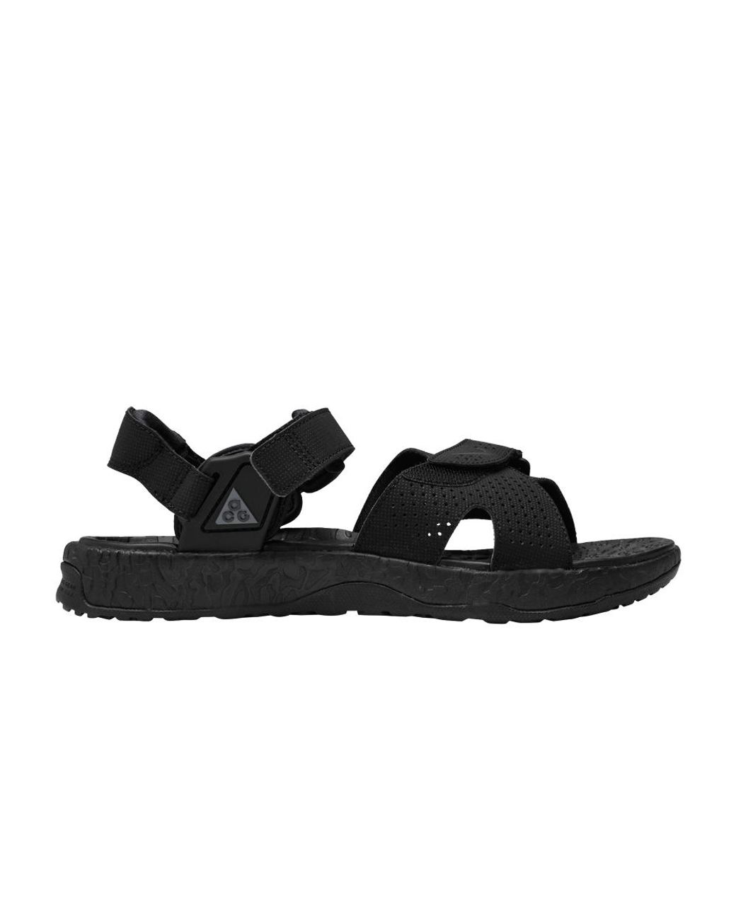 nike acg air deschutz triple black