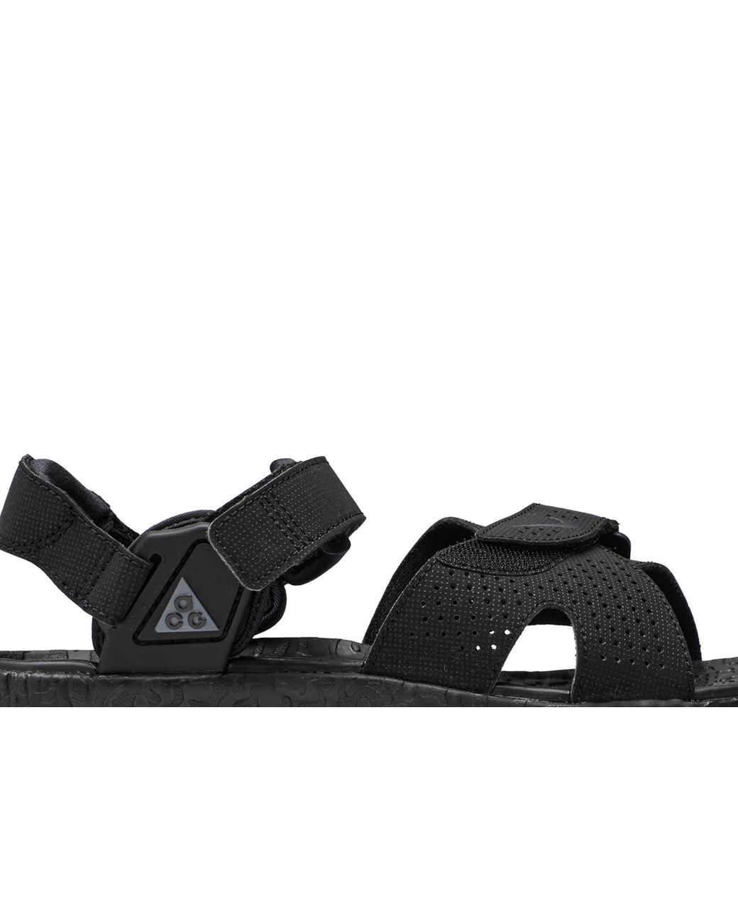 nike acg air deschutz triple black