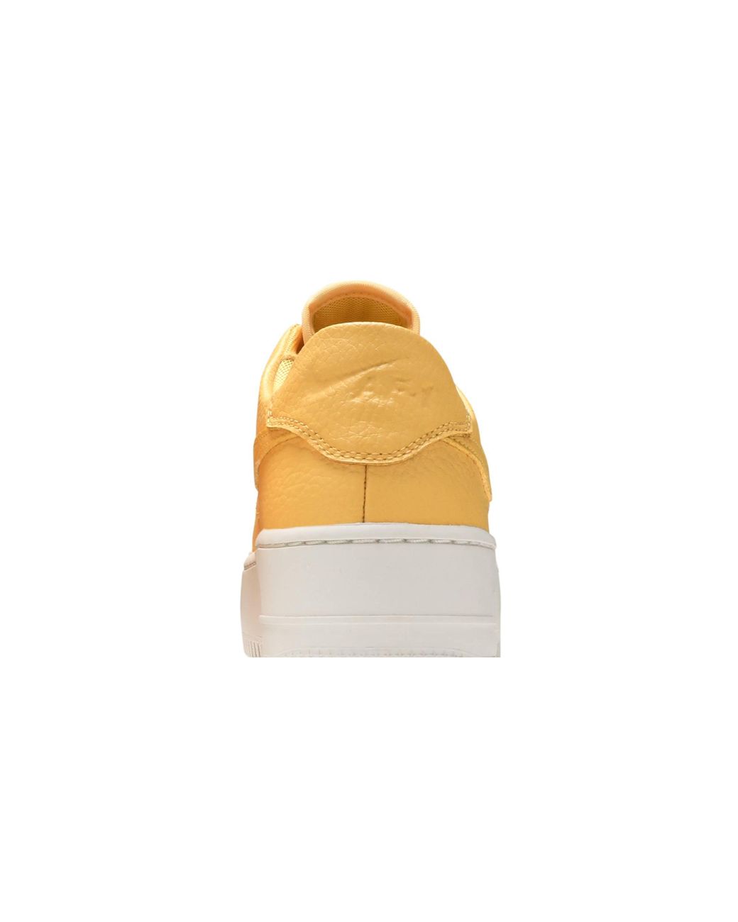 Veeg terrorisme links Nike Air Force 1 Sage Low 'topaz Gold' in Yellow | Lyst
