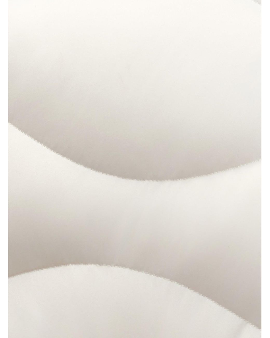 GOELIA White Windproof Magnetic Snap Goose Down Jacket