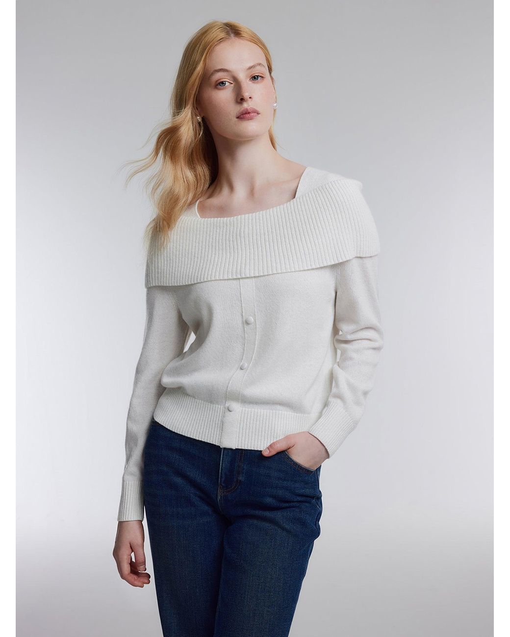 GOELIA Red [Preview] Wool Bow Neck Sweater