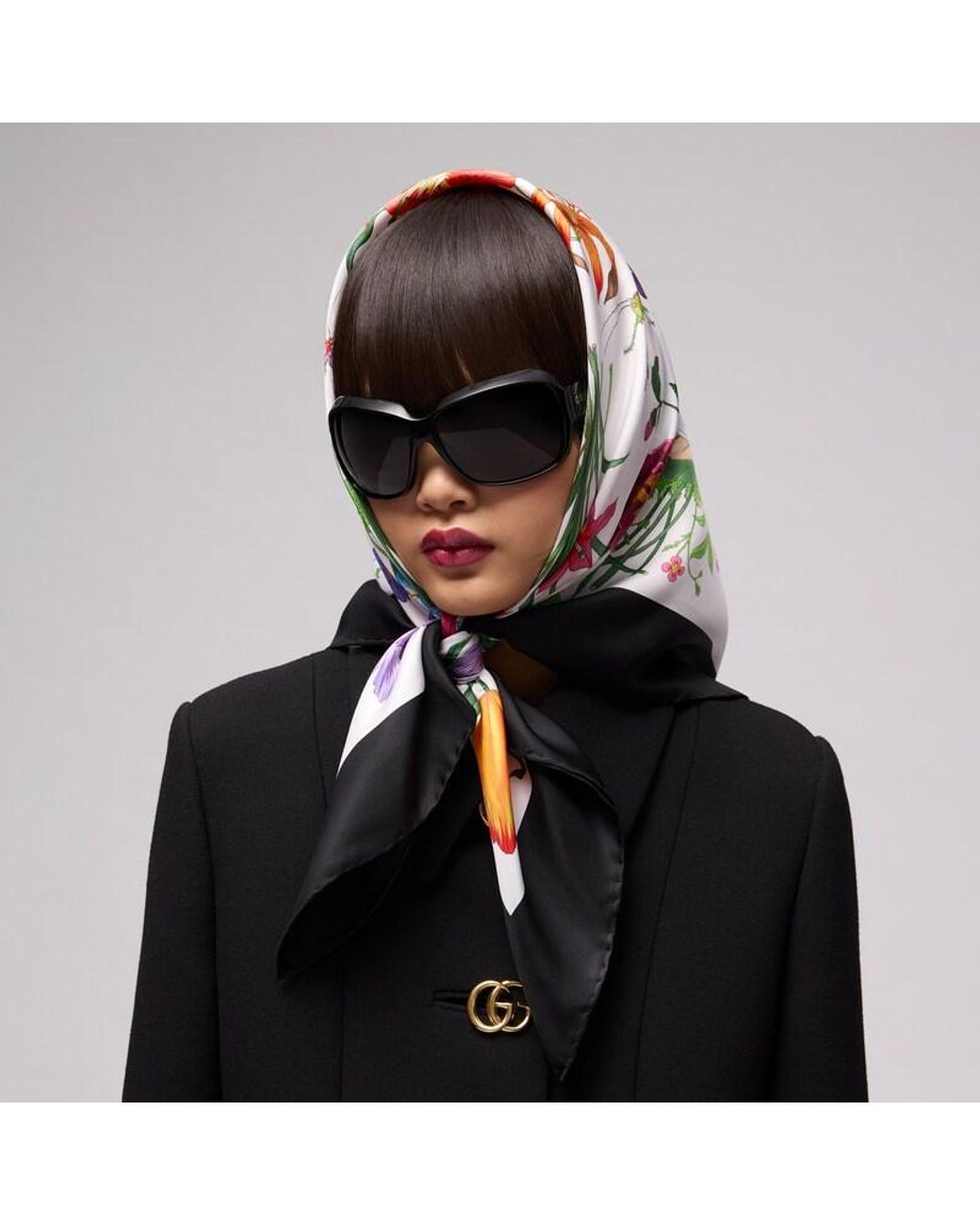Gucci Black Printed Flora Silk Twill Carré
