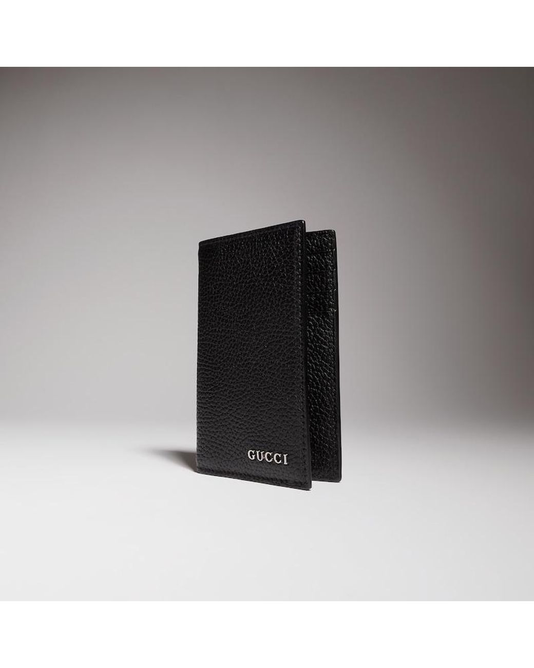 Gucci Black Logo-Lettering Bi-Fold Cardholder for men