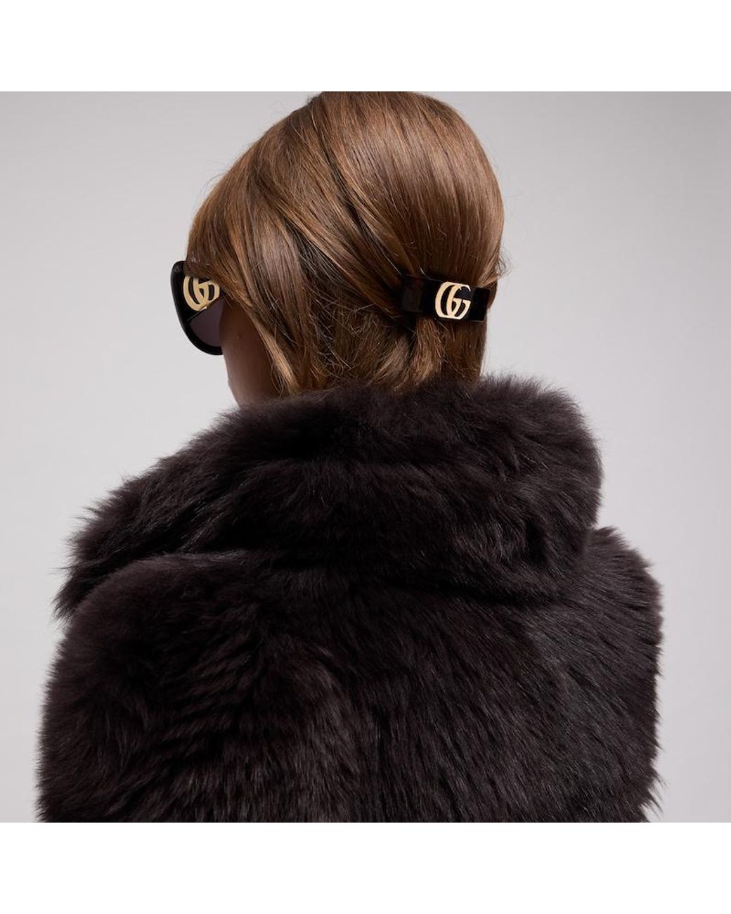 Gucci Red Hair Clip With Double G, Resin
