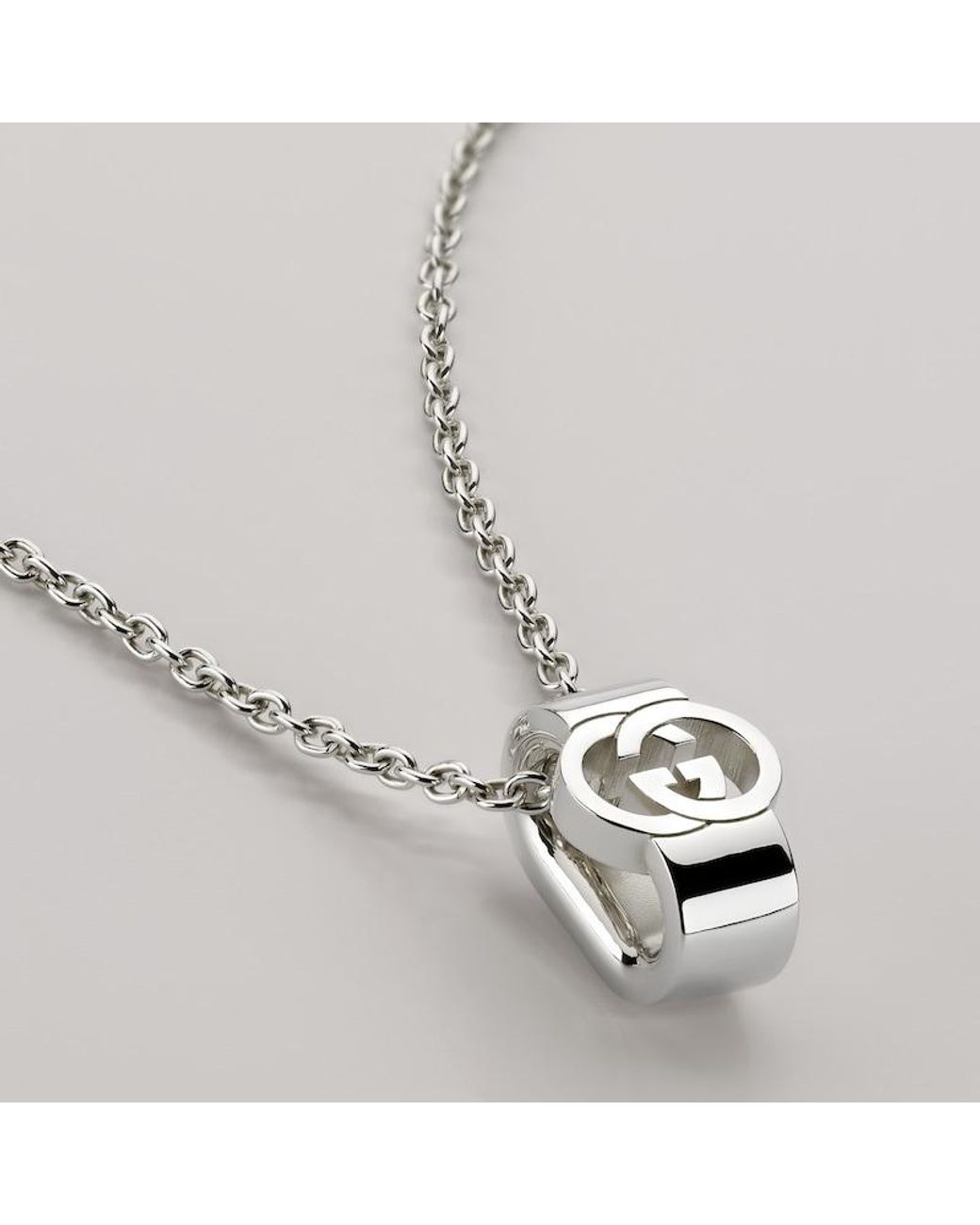 Collana Interlocking Con Pendente di Gucci in Metallic