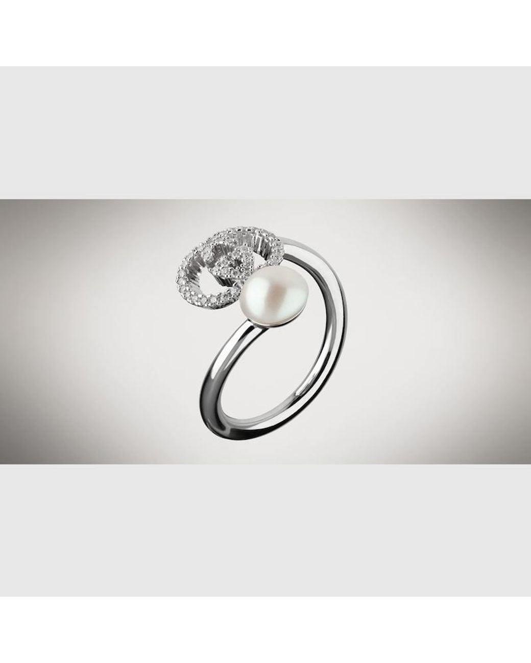 Gucci Metallic Pearl And Crystal Ring