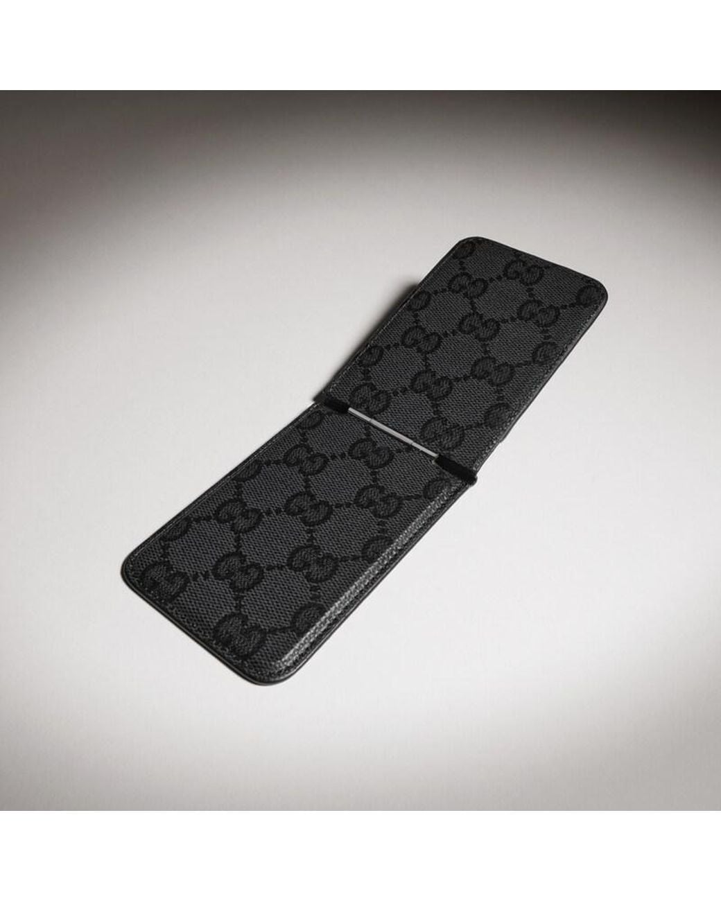 Gucci Black Essence Classic Magnetic Card Case for men