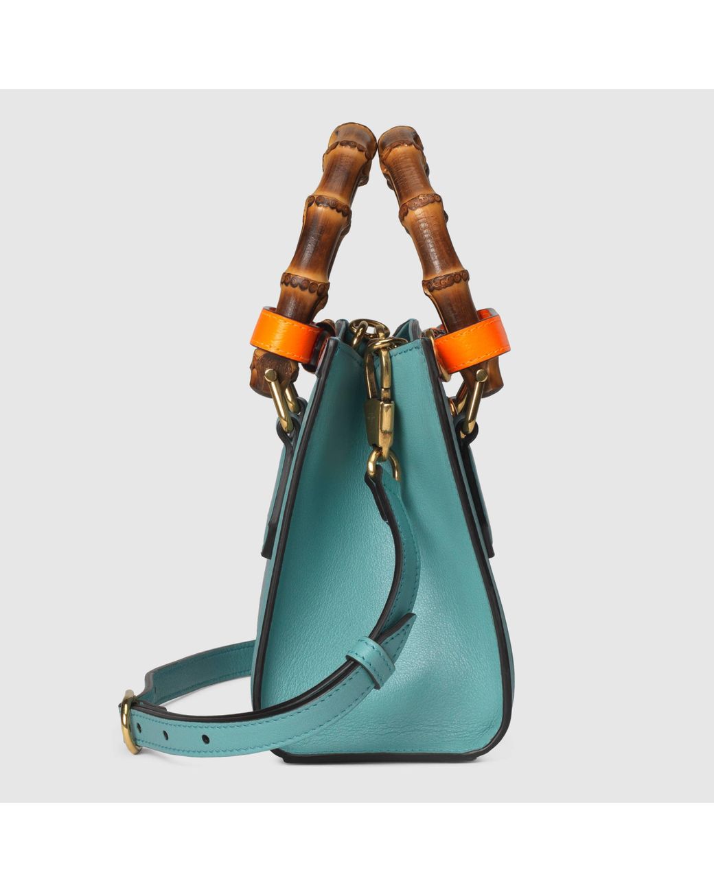 GUCCIグッチ ダイアナ 水色ラフィア ミニ トートバッグ GUCCI グッチ ハンドバッグ ダイアナ ミニ トートバッグ 2way