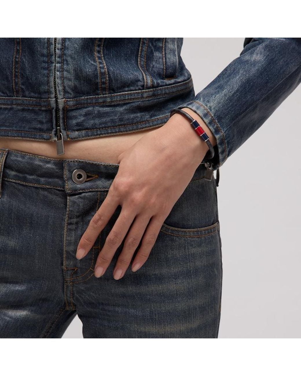 Gucci Metallic Bracelet With Enamel Web Tag