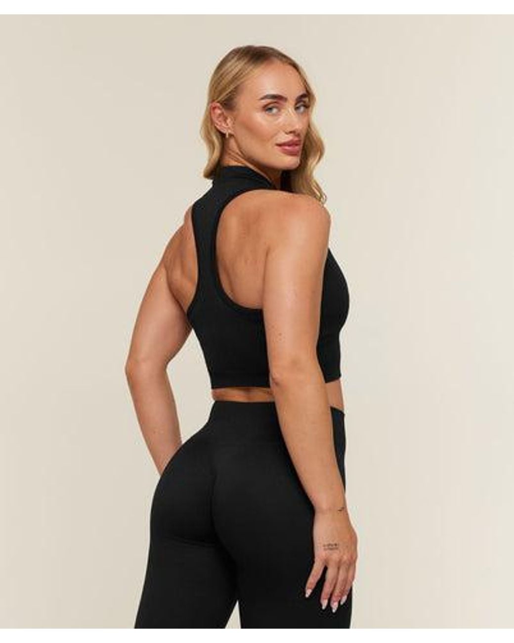 GYMSHARK Black Adapt Solid Zip Front Top