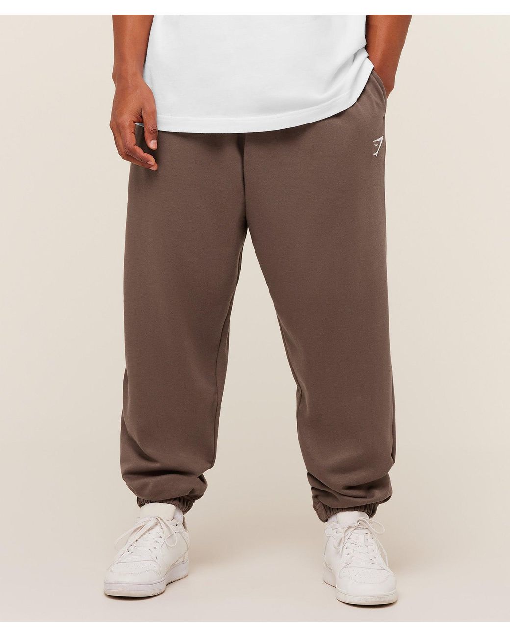 GYMSHARK Brown Crest Oversized Jogger for men