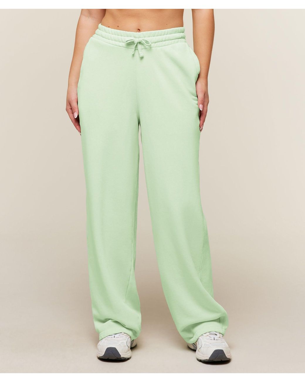 GYMSHARK Green Power Straight Leg Pants Short