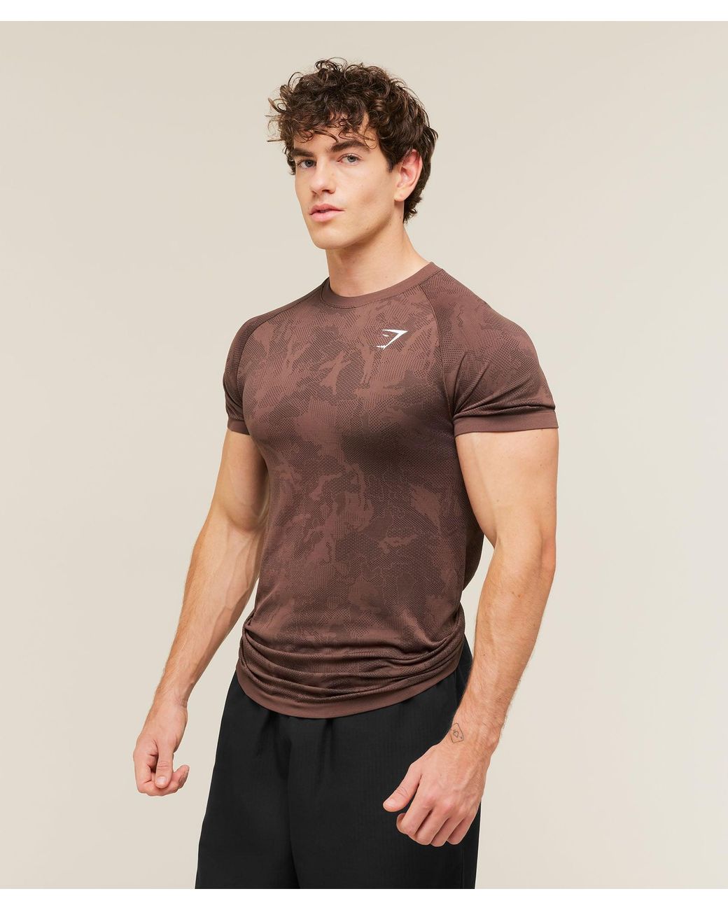 GYMSHARK Brown Geo Seamless T-Shirt for men