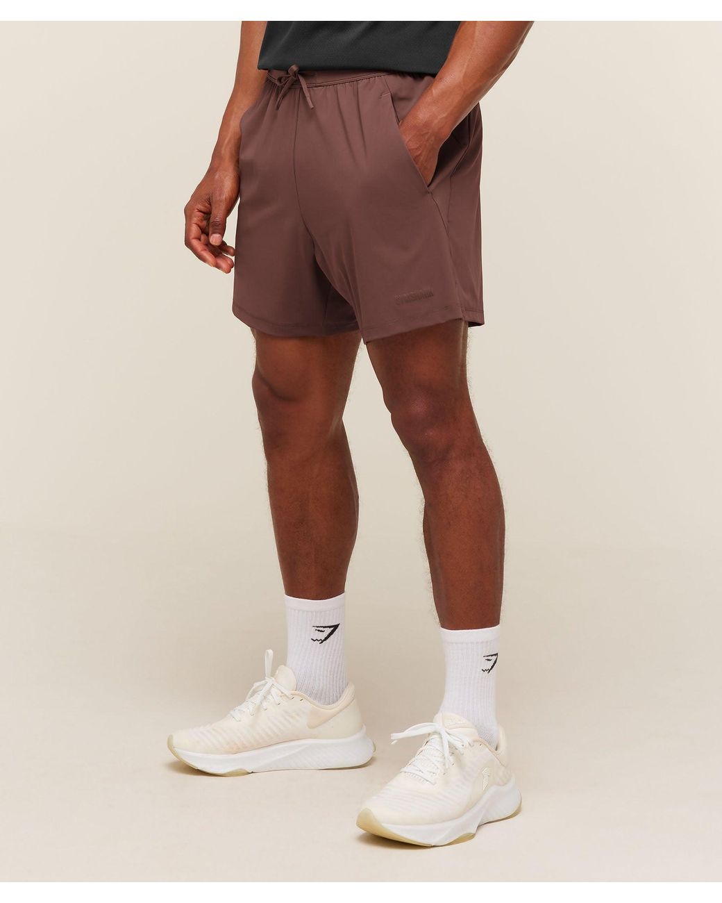 GYMSHARK Brown Hybrid 6" Short for men