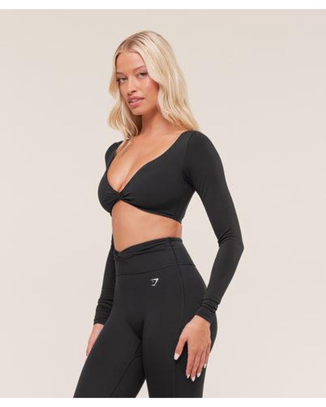 GYMSHARK Black Twist Front Long Sleeve Crop Top