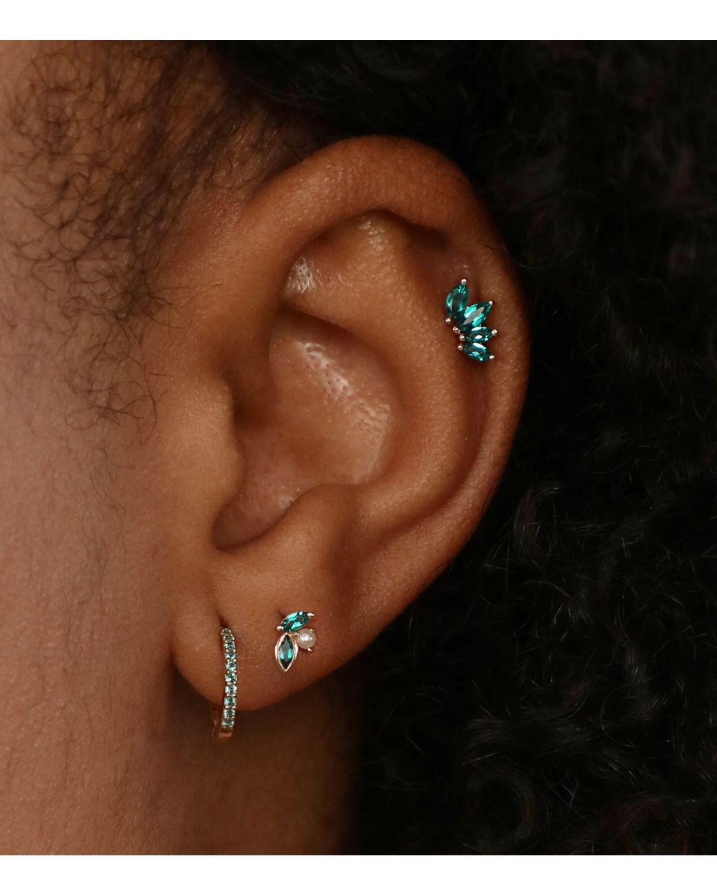 Astrid & Miyu Green And Emerald Stack Single Stud Earring