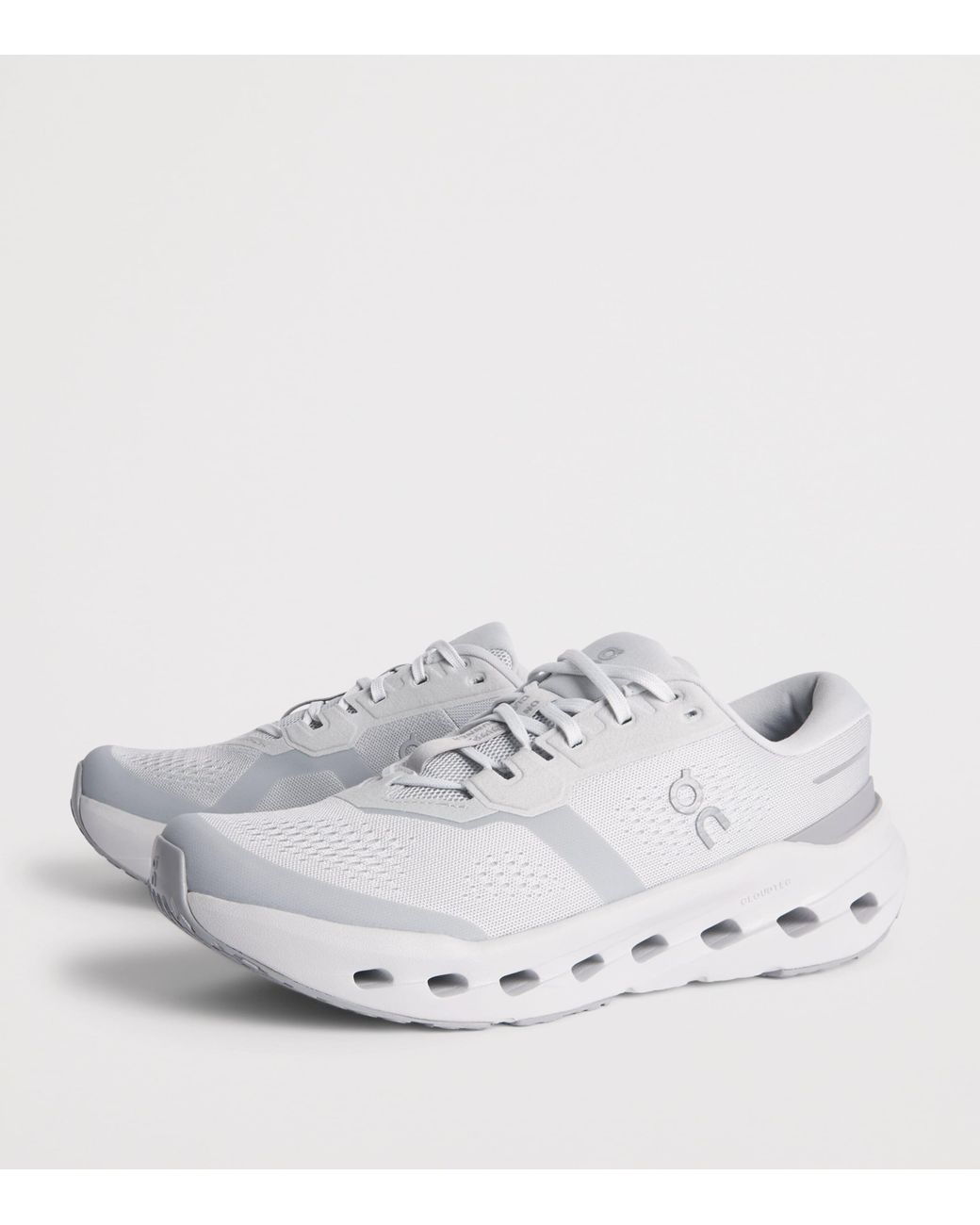 On Shoes White Cloudrunner 3 Trainers for men