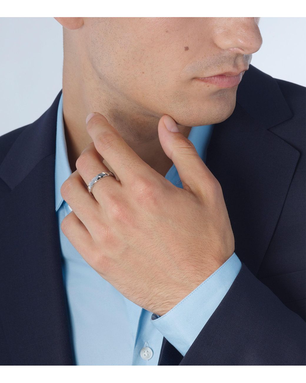 Chaumet Metallic Platinum Torsade De Wedding Ring